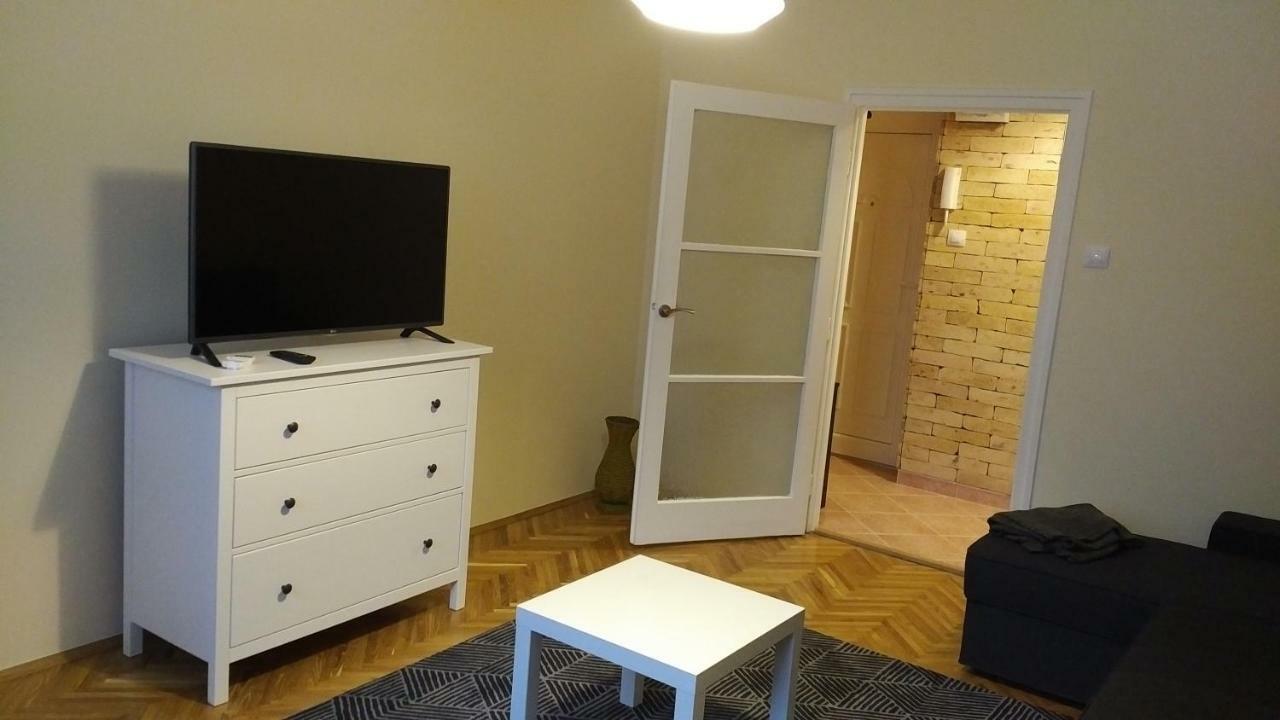 Heidi Apartman Segedin Dış mekan fotoğraf