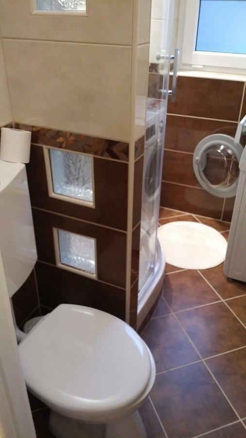 Heidi Apartman Segedin Dış mekan fotoğraf