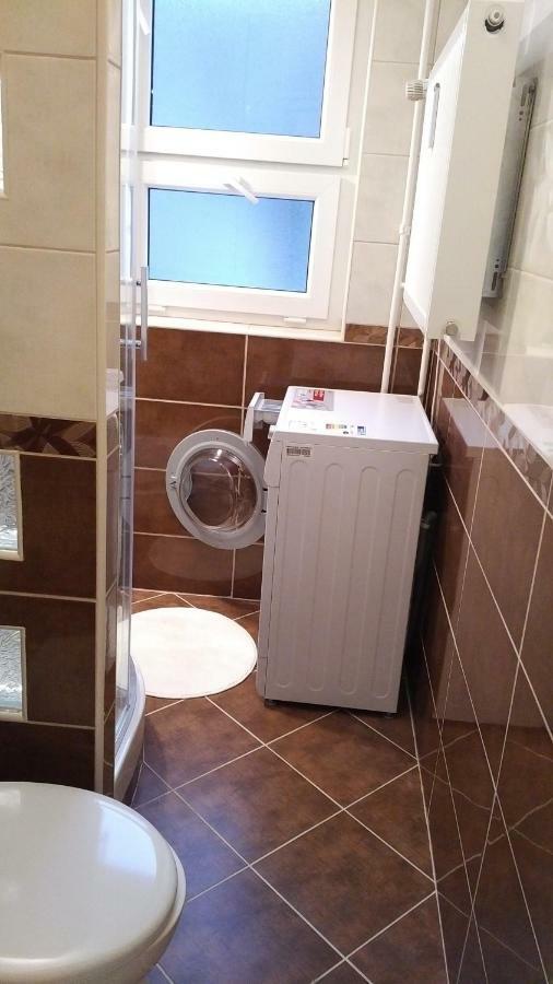 Heidi Apartman Segedin Dış mekan fotoğraf