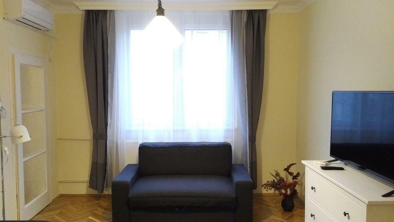 Heidi Apartman Segedin Dış mekan fotoğraf